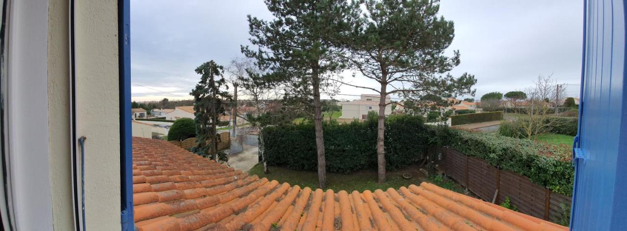 Le Petit Manoir Bed & Breakfast วูซ์-ซัวร์-แมร์ ภายนอก รูปภาพ
