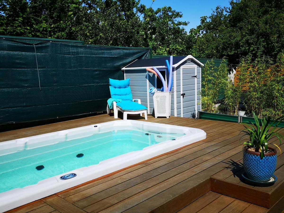 Le Petit Manoir Bed & Breakfast วูซ์-ซัวร์-แมร์ ภายนอก รูปภาพ
