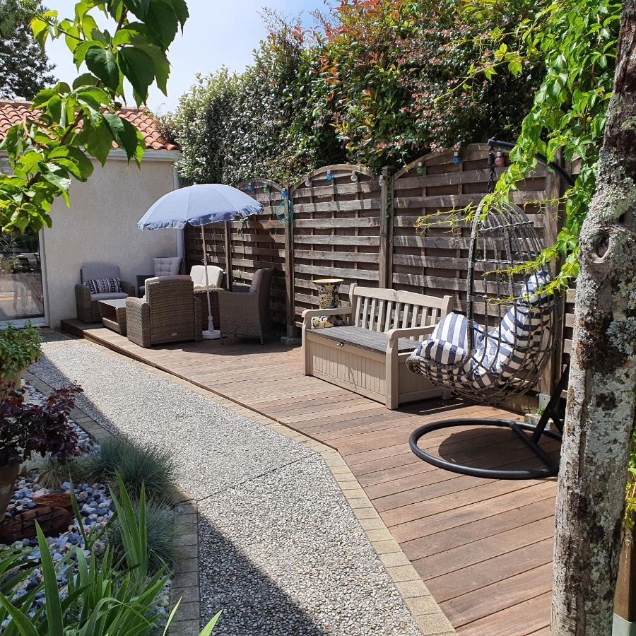 Le Petit Manoir Bed & Breakfast วูซ์-ซัวร์-แมร์ ภายนอก รูปภาพ