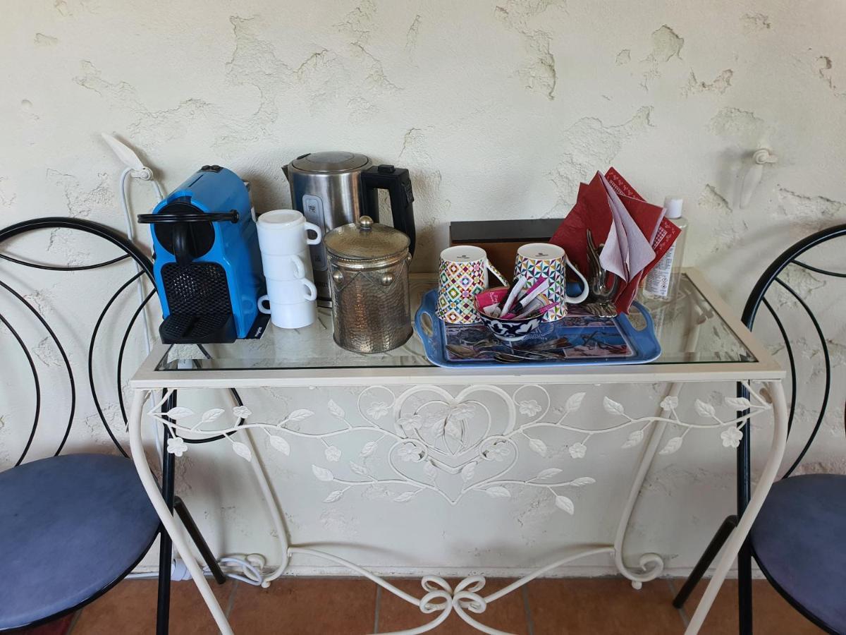 Le Petit Manoir Bed & Breakfast วูซ์-ซัวร์-แมร์ ภายนอก รูปภาพ